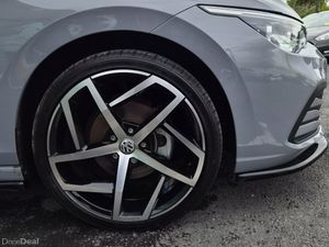 Volkswagen Golf 2.0L Diesel Auto - Image 3