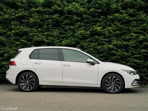 Volkswagen Golf Active Advance 2023| Premium Hatch - Image 4