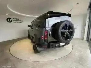 Land Rover Defender 3.0 D250 X-Dynamic HSE 110 5dr - Image 3