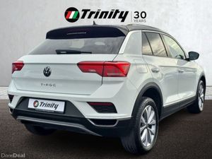 Volkswagen T-Roc ** STYLE CONTRAST BLACK ROOF  ** - Image 3