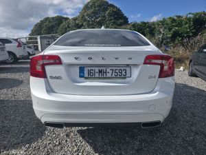 2016 Volvo S60 D4 Automatic - Image 4