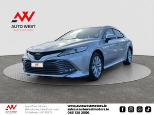 2019 Toyota Camry Self Charging Hybrid Automatic - Image 4