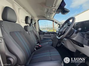 Ford Tourneo Custom TREND MODEL L2 8 SEATER 2.0 TD - Image 4