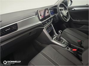 Volkswagen T-roc 1.5 TSI Match 5dr - Image 3