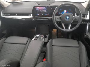 BMW iX1 xDrive30 xLine - Image 4