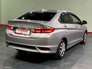 Honda Grace 1.5 HYBRID AUTOMATIC SALOON - PUSH BUT - Image 4