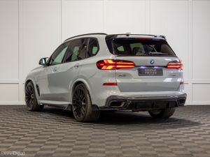 232 BMW X5 X-Drive 50e M-Sport - Image 4
