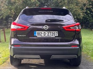 Nissan Qashqai SV  DSL 1.5 Panoramic Sunroof 181 - Image 4