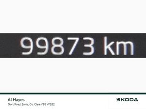 Skoda Karoq **ADAPTIVE CRUISE CONTROL**STYLE 2.0 T - Image 4