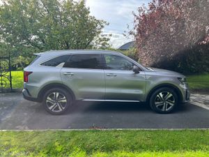 Kia Sorento 2023 7 Seater Diesel - Image 2