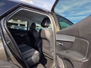 Peugeot 3008 Allure 1.5 Blue HDI 130 6.2 4D - Image 3