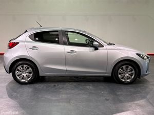 Mazda Demio 1.3 SKYACTIV - REVERSE CAMERA - LANE A - Image 3