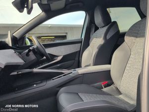 Peugeot 3008 STD ALLURE MHEV 136 E-DCC - Image 4