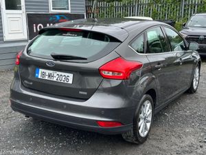 Ford Focus TITANIUM 1.0 125PS - 6 Months Road Tax - Image 4