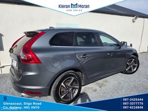 Volvo XC60 2.4D D4 R-DESIGN LUXURY AWD - Image 4