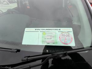 Toyota Prius 2015 - Image 2