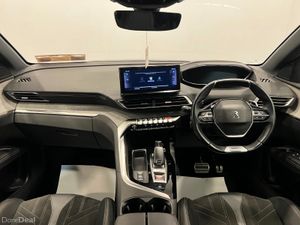 LOW MILEAGE • HIGH SPEC PEUGEOT 5008 GT 1.5 BLUEHD - Image 4