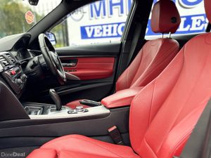 BMW 3-Series 2015 m sport auto - Image 3