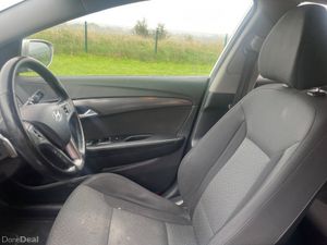 Hyundai i40 2016, automatic, low milage - Image 4