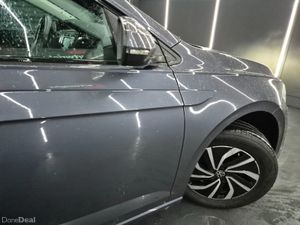 Volkswagen Polo 2023 - Image 3