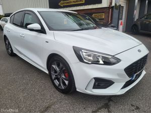 Ford Focus ST-LINE 1.0 ECOBOOST 125 125PS 4DR - Image 2