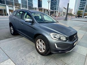 2017 Volvo XC60 D3 (150hp) FWD ES - Image 3