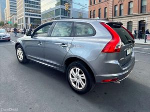 2017 Volvo XC60 D3 (150hp) FWD ES - Image 4