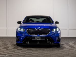 2026 BMW M5 (G90) *Pan Roof - Image 2