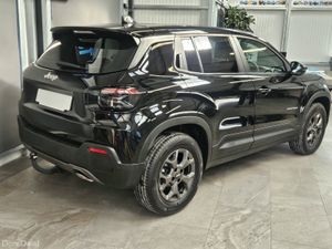 261 JEEP AVENGER E-HYBRID LONGITUDE - Image 2