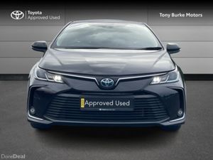 Toyota Corolla Saloon - Luna Edition - 1.8 Hybrid - Image 3
