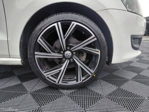 Volkswagen Polo VW Polo 1.2 petrol, auto, alloys l - Image 2