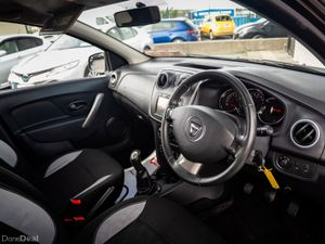 2015 Dacia Sandero Stepway - Image 4