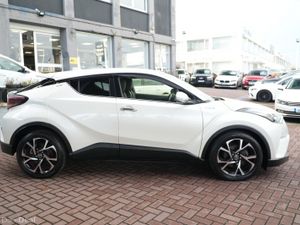 2018 TOYOTA C-HR 1.8 PETROL HYBRID SYNERGY DRIVE - Image 4