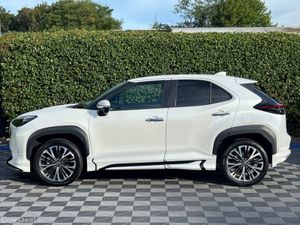 Toyota Yaris Cross Z-SPECIAL MODELLISTA PACK 1.5 H - Image 3