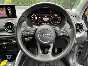 Audi Q2 SPORT S-LINE PACK 1.0 TFSI AUTO // SERVICE - Image 4