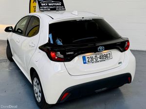 Toyota Yaris 2023 - Image 4