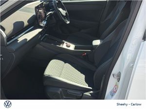 Volkswagen T-Roc 1.5TSI R-LINE MHEV 150HP BLACK PA - Image 4