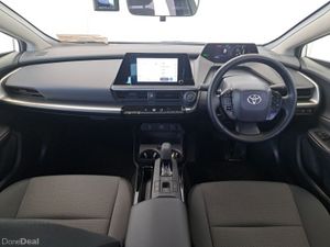Toyota Prius HYBRID AUTO X - Image 2