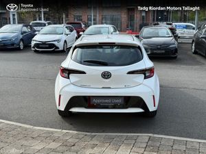 Toyota Corolla HEV LUNA HATCHBACK*** SAVE €3500 ON - Image 4