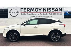 Nissan Qashqai FULL LEATHER HEATED SEATS LOW MILEA - Image 2