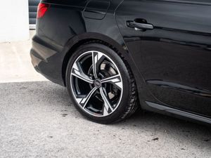 Audi A4 2.0tdi Black Edition S Line 40 Quattro - Image 3