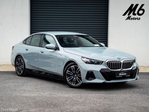 BMW i5 EDRIVE40 M SPORT - Image 4