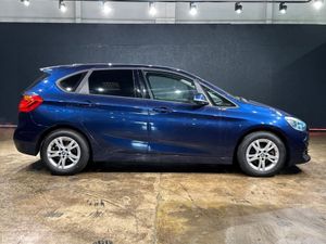 BMW 2-Series 1.5 AUTOMATIC - FACTORY ALLOYS - REVE - Image 3