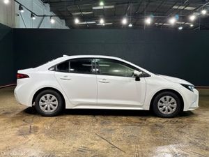 Toyota Corolla 1.8 HYBRID SALOON - NEW MODEL - LED - Image 3