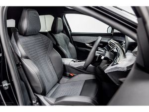 Peugeot 5008 Allure 1.2 Hybrid Auto 145HP - Image 3