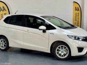 2017 Honda Fit / Jazz 1.5 Hybrid Automatic - Image 3