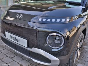 Hyundai INSTER Elegance 49kwh , Upgraded Leather - Image 3