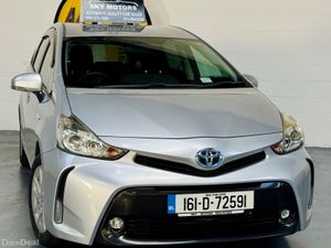 2016Toyota Prius Plus/alpha 1.8 Hybrid - Image 2