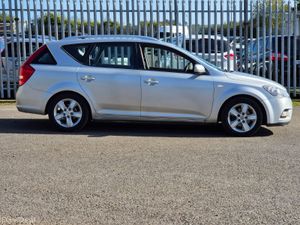 KIA CEED 1.6 ,DIESEL BARGAIN €2222 - Image 4