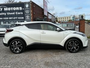 2017 Toyota C-HR 1.8 HYBRID AUTO - Image 2